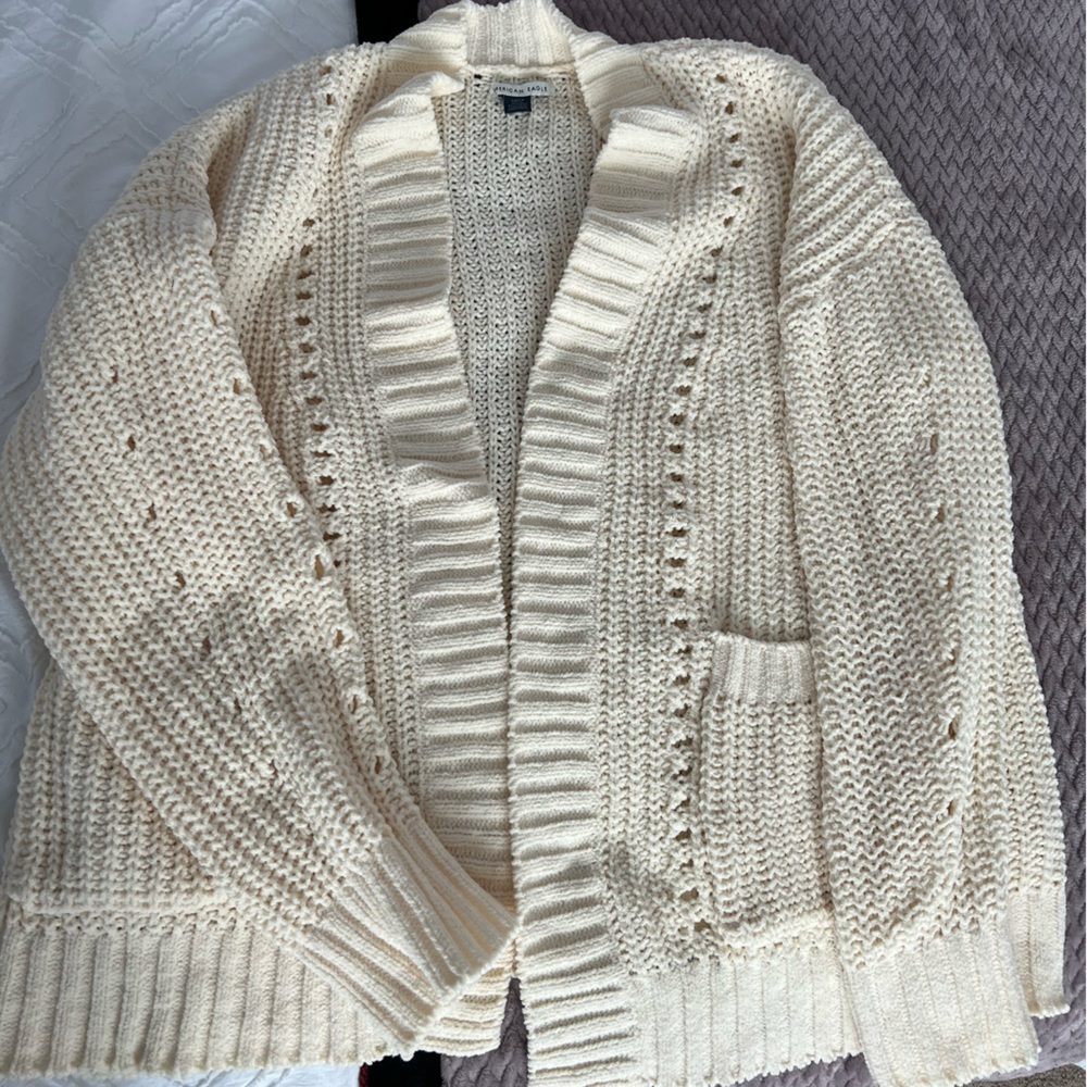NWOT American Eagle cardigan